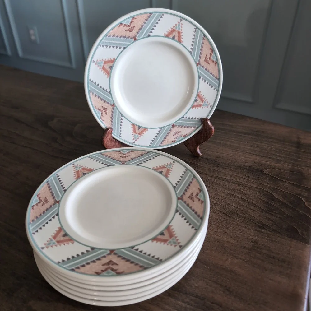 Mikasa Intaglio Santa Fe Bread Plates Butter 7.25
